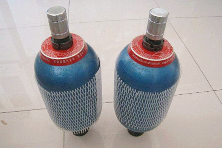 廠家生產活塞式蓄能器時需注意哪些？